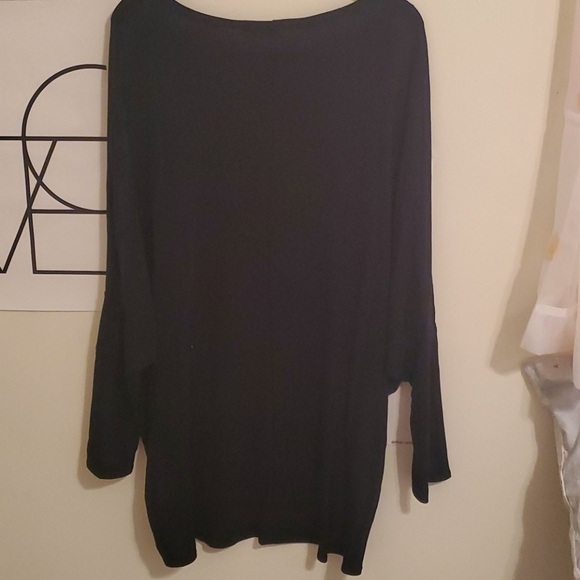 Top - Picture 6 of 7